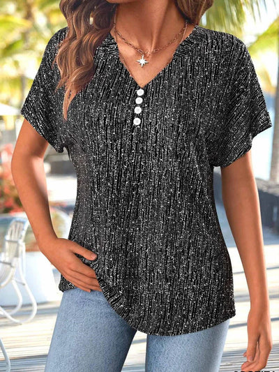 Halle | Chic Graphic Blouse