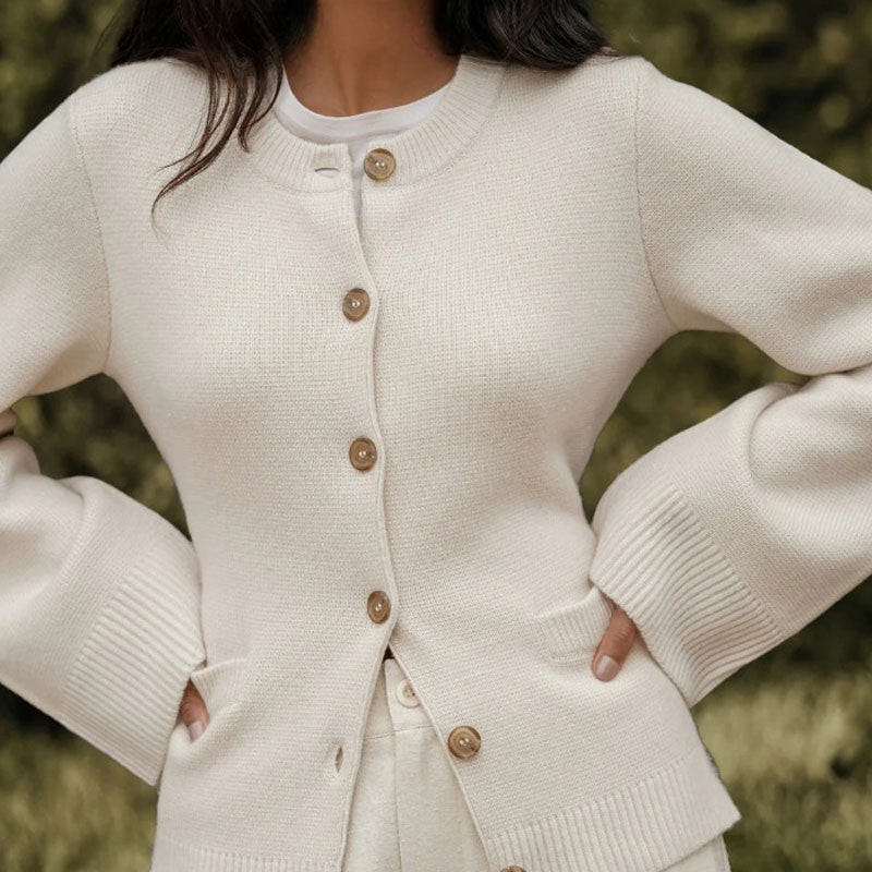 Callie | Classic Buttoned Cardigan